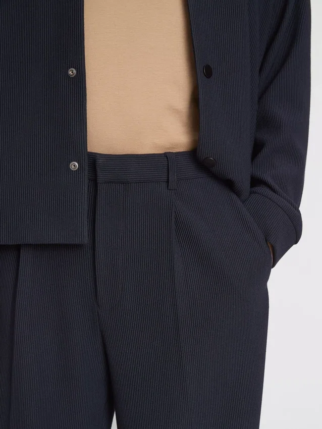 Los pantalones plisados de The Edit