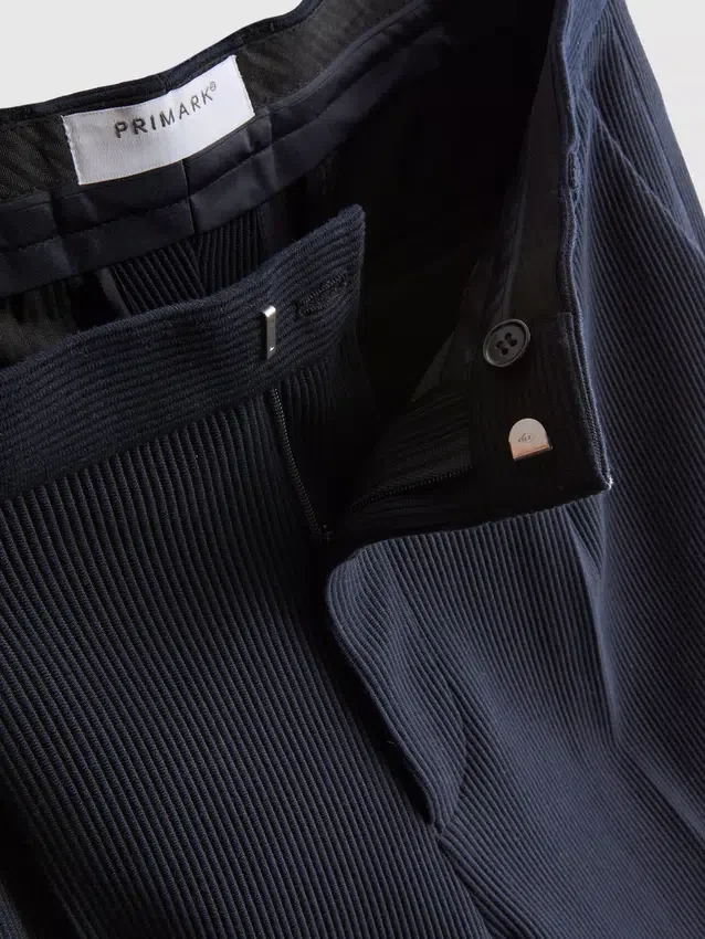 Los pantalones plisados de The Edit