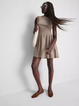 Mini vestido arrugado con textura