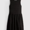 Mini vestido arrugado con textura