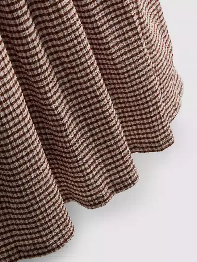 Mini vestido arrugado con textura