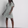 Mini vestido camisero con cuello