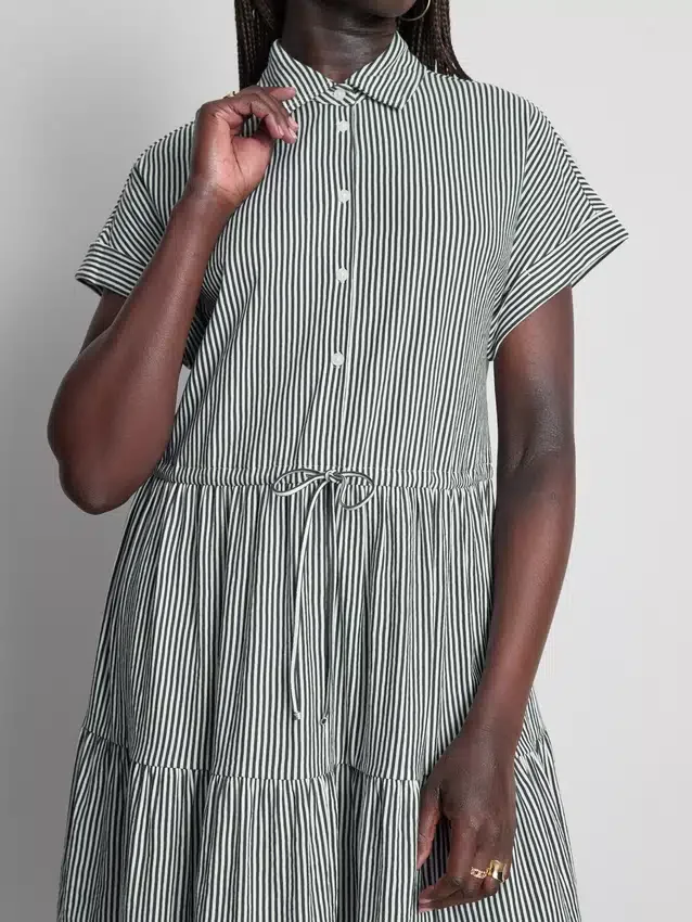 Mini vestido camisero con cuello