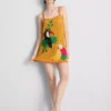 Mini vestido de playa de croché con bordados