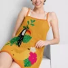 Mini vestido de playa de croché con bordados