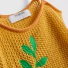 Mini vestido de playa de croché con bordados