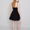 Mini vestido estructurado tipo corsé
