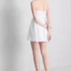 Mini vestido estructurado tipo corsé