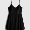 Mini vestido estructurado tipo corsé