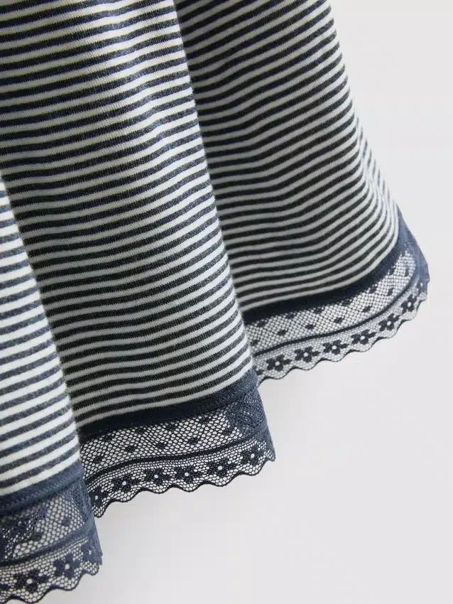 Mini vestido lencero sin costuras