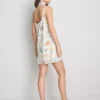 Mini vestido recto estampado