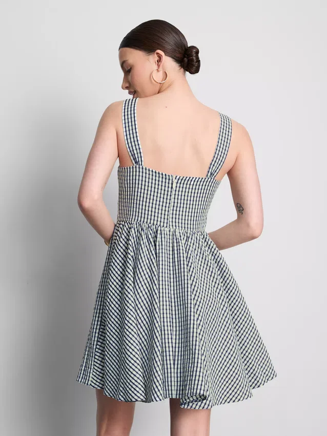 Mini vestido tipo corsé de cuadros vichy