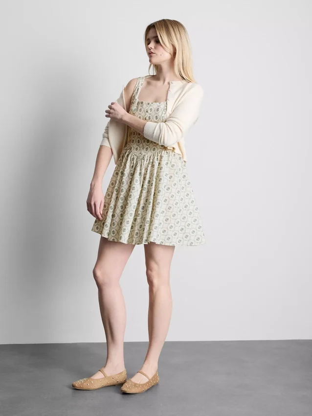 Minivestido con botones tipo corsé