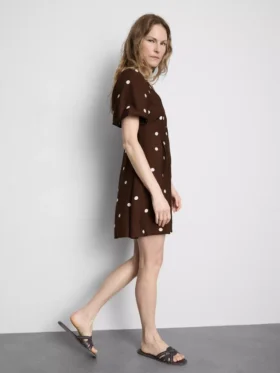 Minivestido con mangas abullonadas y botones
