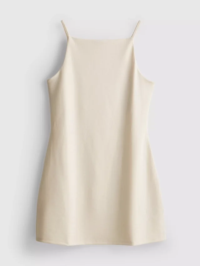 Minivestido de cuello cuadrado