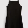 Minivestido de cuello cuadrado
