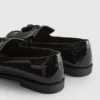Mocasines de charol de horma ancha