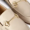 Mocasines de imitación de cuero con detalle de bocado
