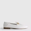 Mocasines de imitación de cuero con diseño de bocado de cabestro cortado con láser