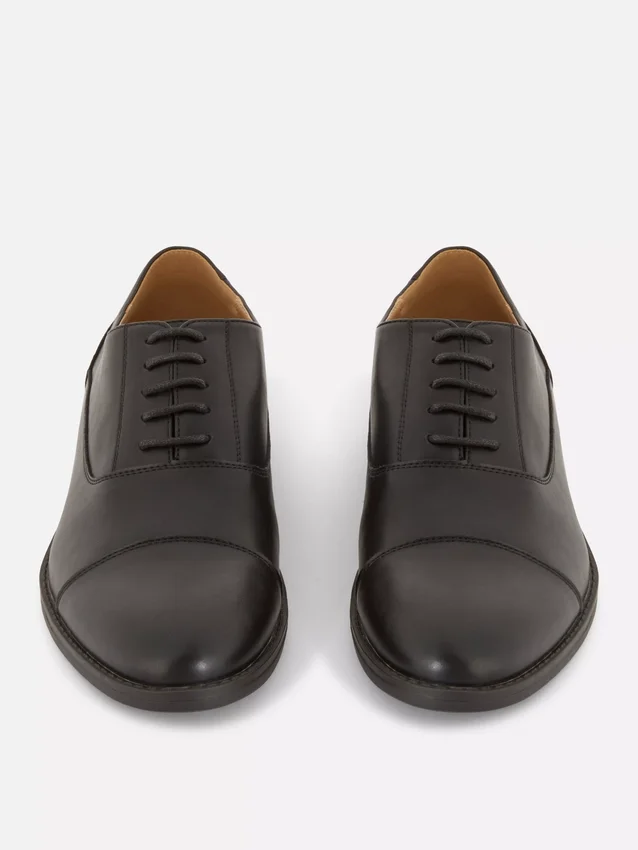 Mocasines formales con cordones