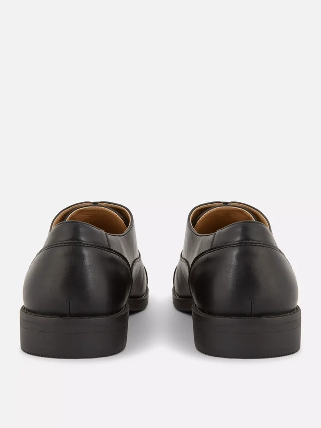 Mocasines formales con cordones