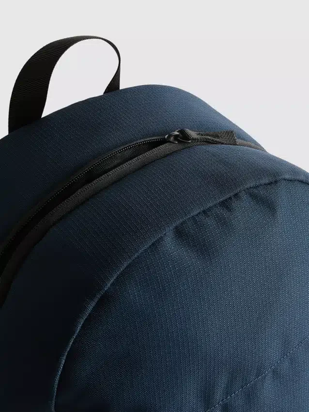 Mochila ajustable