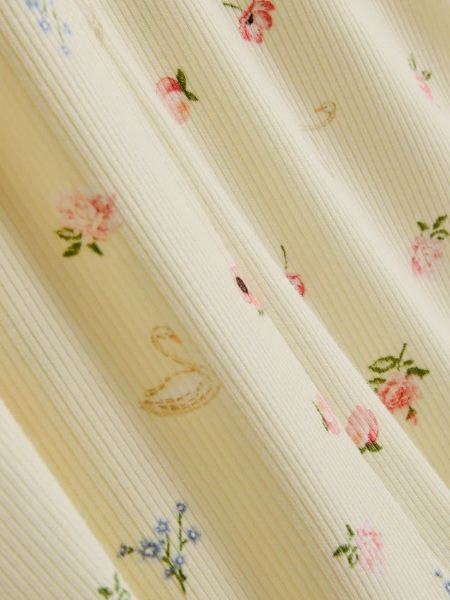 Mono de dormir acanalado con estampado floral