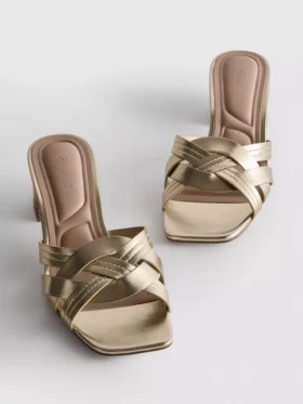 Mules de tacón grueso con tejido de imitación de cuero