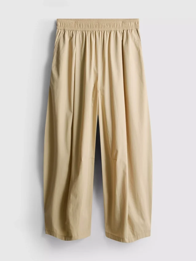 Pantalones acampanados plisados con tacto de papel