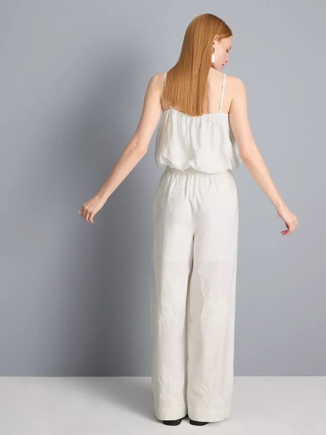 Pantalones anchos de algodón bordados