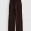 Pantalones arrugados de pierna recta con cordón