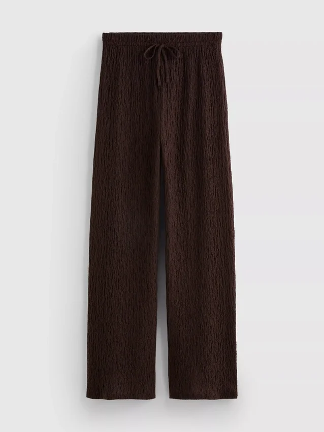 Pantalones arrugados de pierna recta con cordón