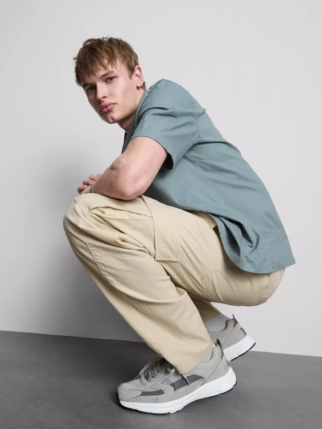 Pantalones cargo con cordón