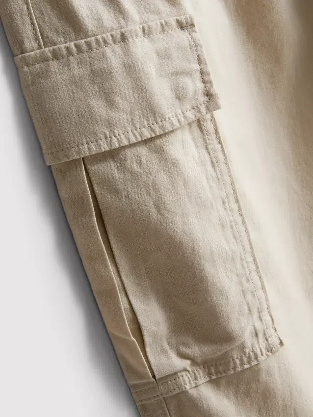 Pantalones cargo con cordón