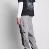 Pantalones cargo utilitarios