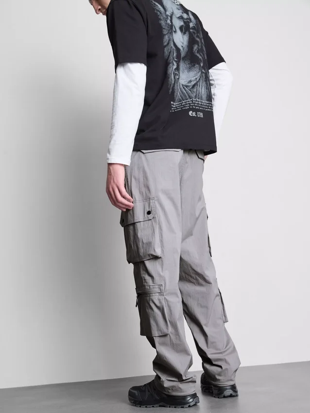 Pantalones cargo utilitarios