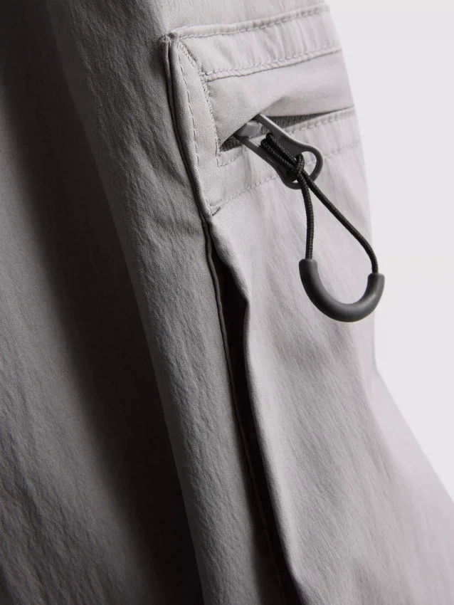Pantalones cargo utilitarios