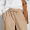 Pantalones casuales de corte acampanado