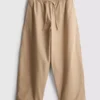 Pantalones casuales de corte acampanado