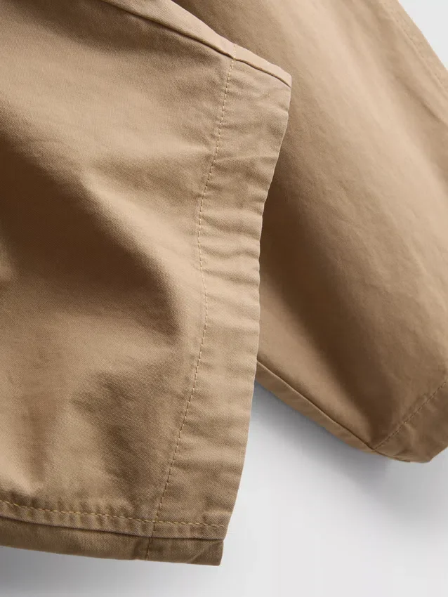 Pantalones casuales de corte acampanado