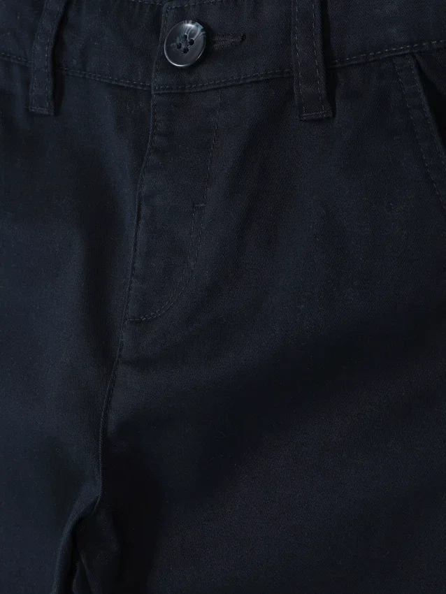 Pantalones chino para niños pequeños