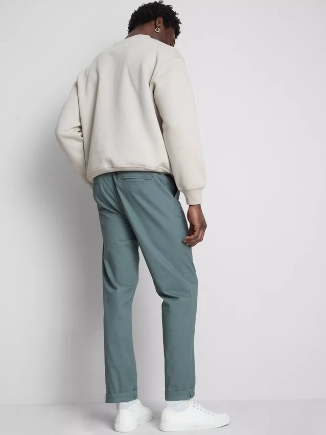 Pantalones chinos ajustados