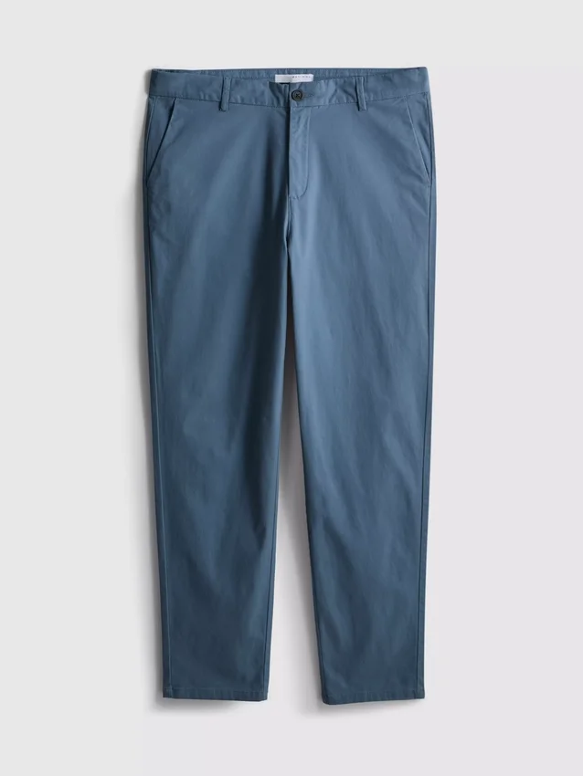 Pantalones chinos ajustados