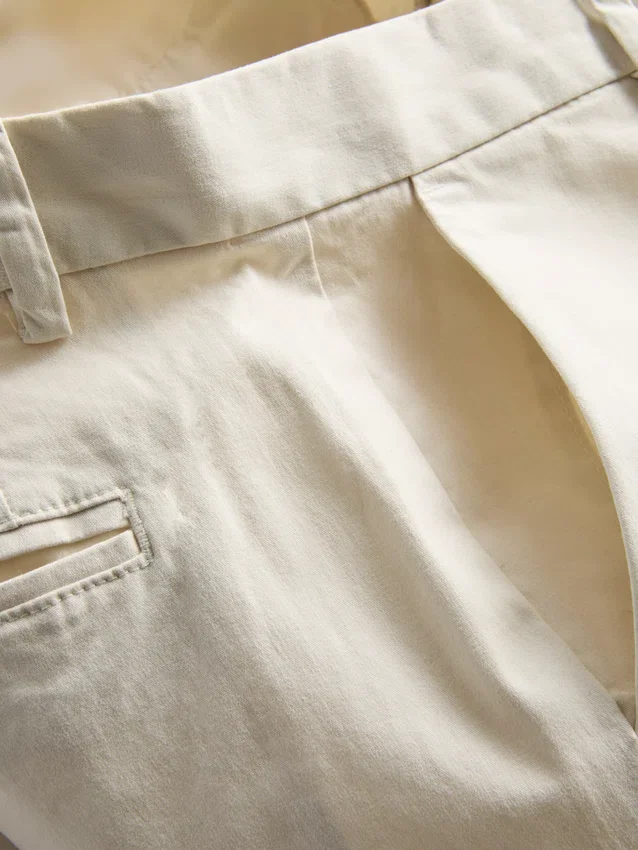 Pantalones chinos ajustados