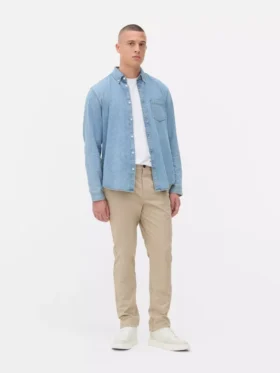 Pantalones chinos ajustados elásticos