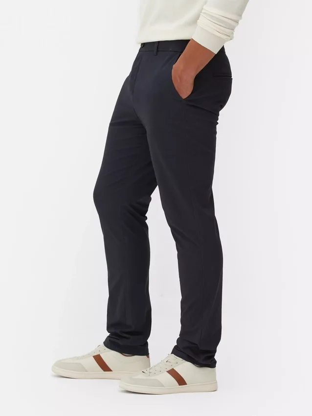 Pantalones chinos ajustados elásticos