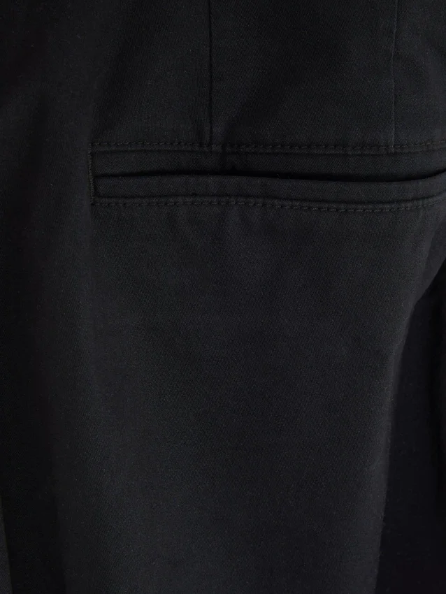 Pantalones chinos ajustados elásticos