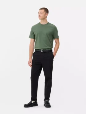 Pantalones chinos de corte ajustado