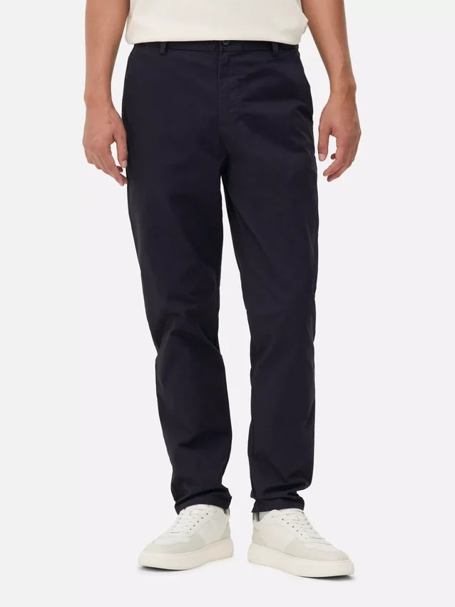 Pantalones chinos de corte ajustado
