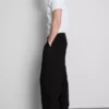 Pantalones chinos holgados de talle medio